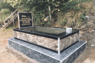 Granit Mezar